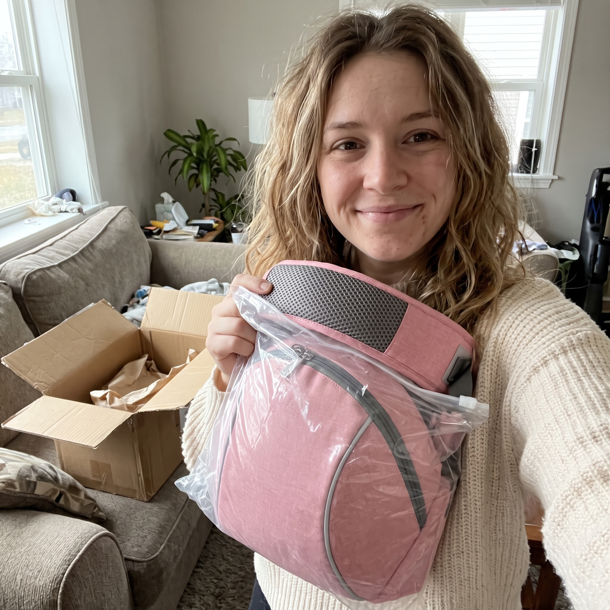 Unboxing the NestSeat hip carrier